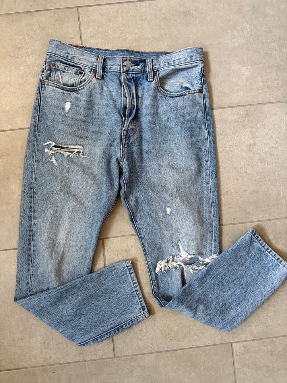 Women’s Levi’s 501 skinny jeans